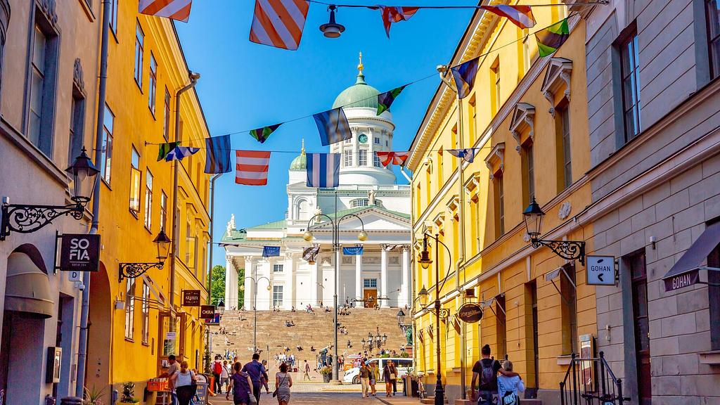 İstanbul - Helsinki