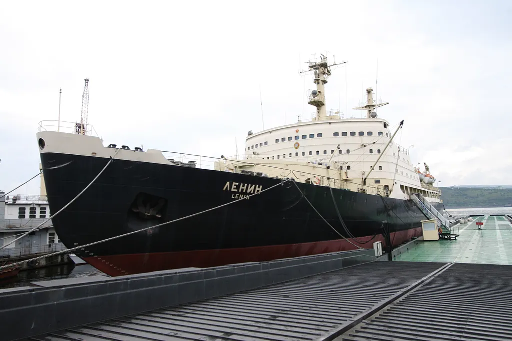 St. Petersburg – Murmansk