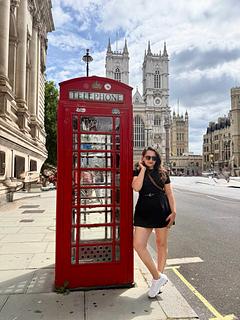 Keşke yarın Londra’da uyanacağımız bir sabah olsa 😍 Yarın olmasa da ağustos ayında yada gelecek yaz Londra’da uyanabileceğin bir yöntem biliyoruz: eyobuuuuus 🥹 🇬🇧💕 Senin de bu özgürlük yolculuğunda aramızda olacağını düşünüyoruz ✨ “Özgürlük aradığın yerde olmayabilir; ama kalkıştığın yolculuk seni özgürleştirebilir.” #eyobus #eyobusbüyükbritanya #eyobusingiltereturu
