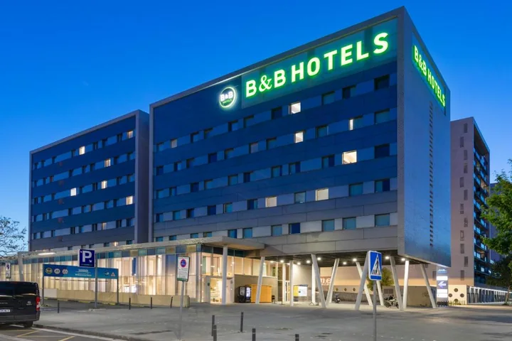 B&B HOTEL Barcelona Viladecans · Otel ön izlemesi